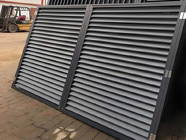 阿拉尔农场百叶窗