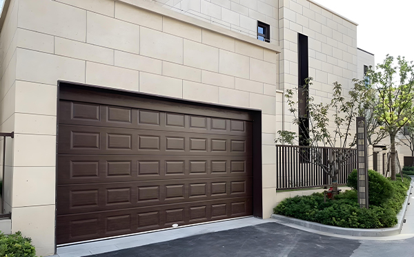 阿拉尔农场车库门