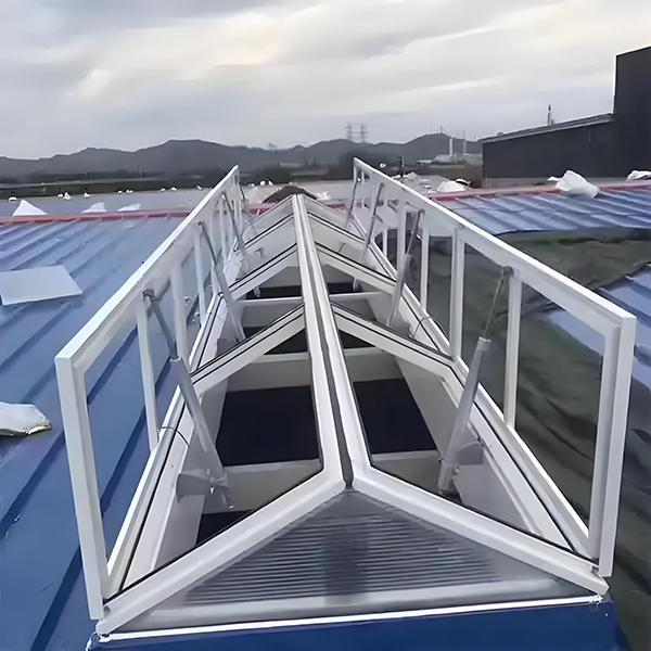 阿拉尔农场排烟窗