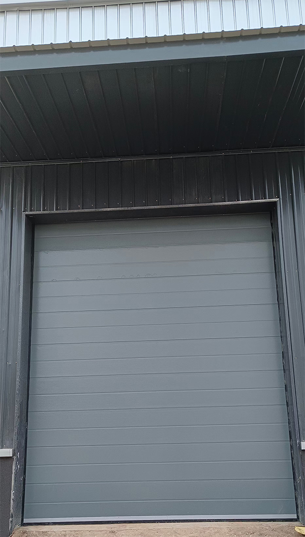 阿拉尔农场车库门 阿拉尔农场车库门