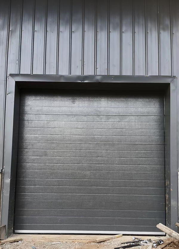 阿拉尔农场车库门