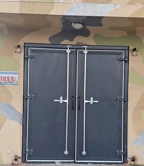 阿拉尔农场工业平开门