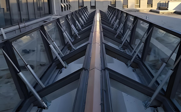 阿拉尔农场排烟窗