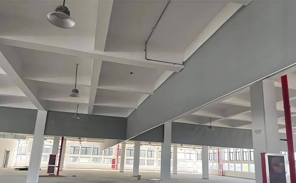 阿拉尔农场挡烟垂壁