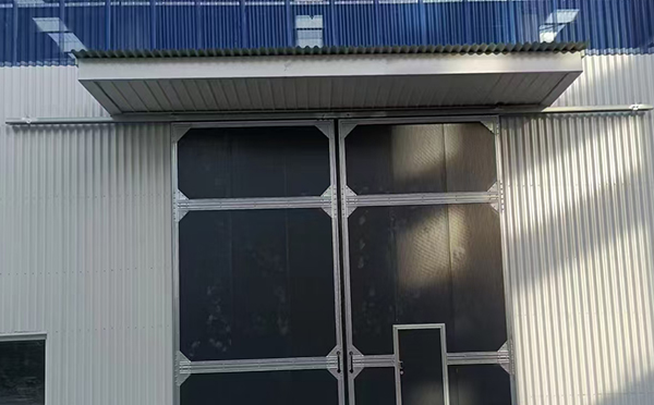 阿拉尔农场工业门的安装方式及注意事项