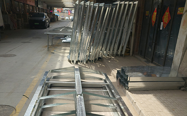 2025阿拉尔农场排烟窗维护周期与电动开启故障排查