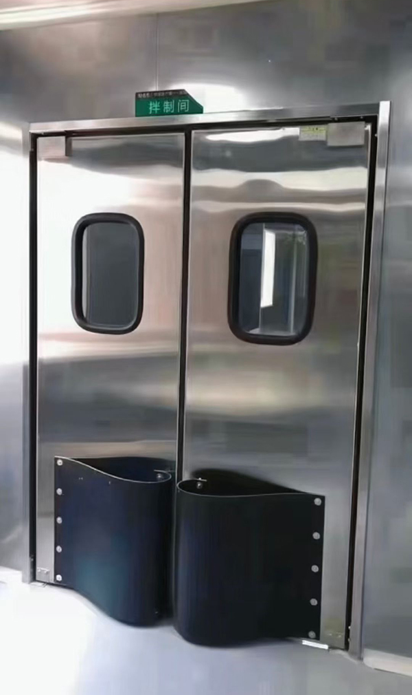 阿拉尔农场防火门安装项目助力物流中心提升消防安全等级